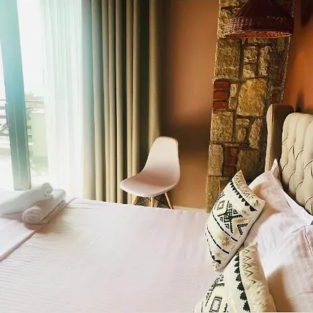 Natali Hotel *