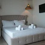 Natali Szálloda Dhërmi