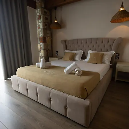Natali Hotel *