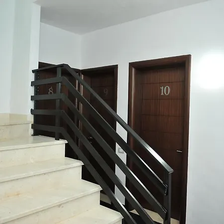 Natali Dhërmi